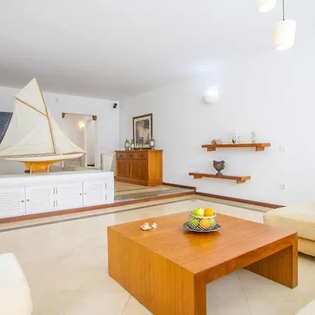 Ereza Azurra Puerto Calero